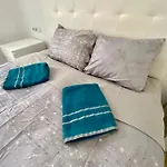 Amazing Central Apartment